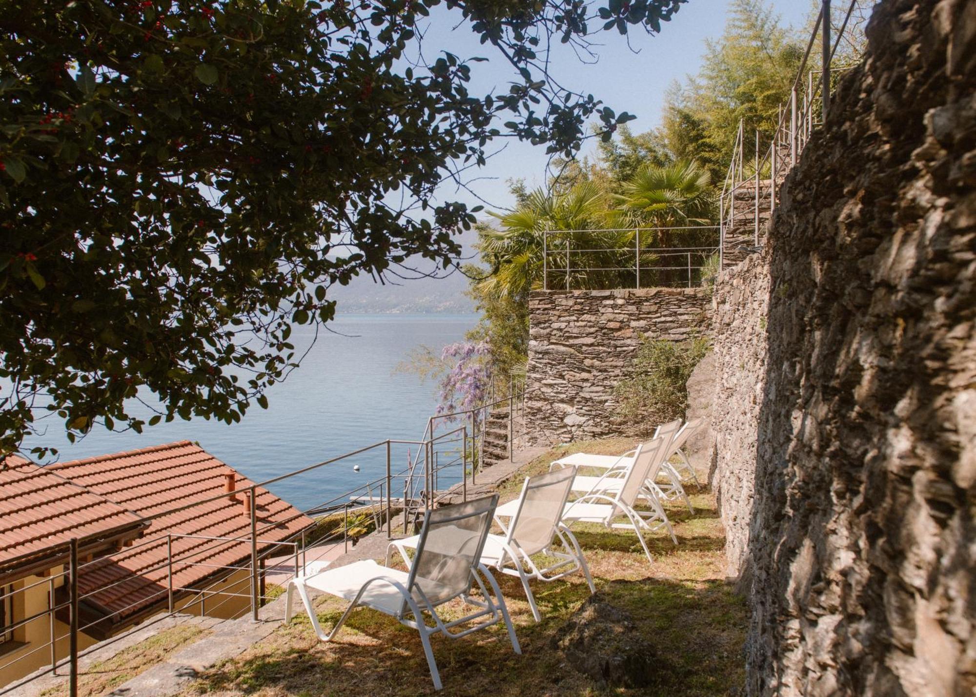 Charming Moment Di Villa Porta - Casa Dolce Luino Exterior foto